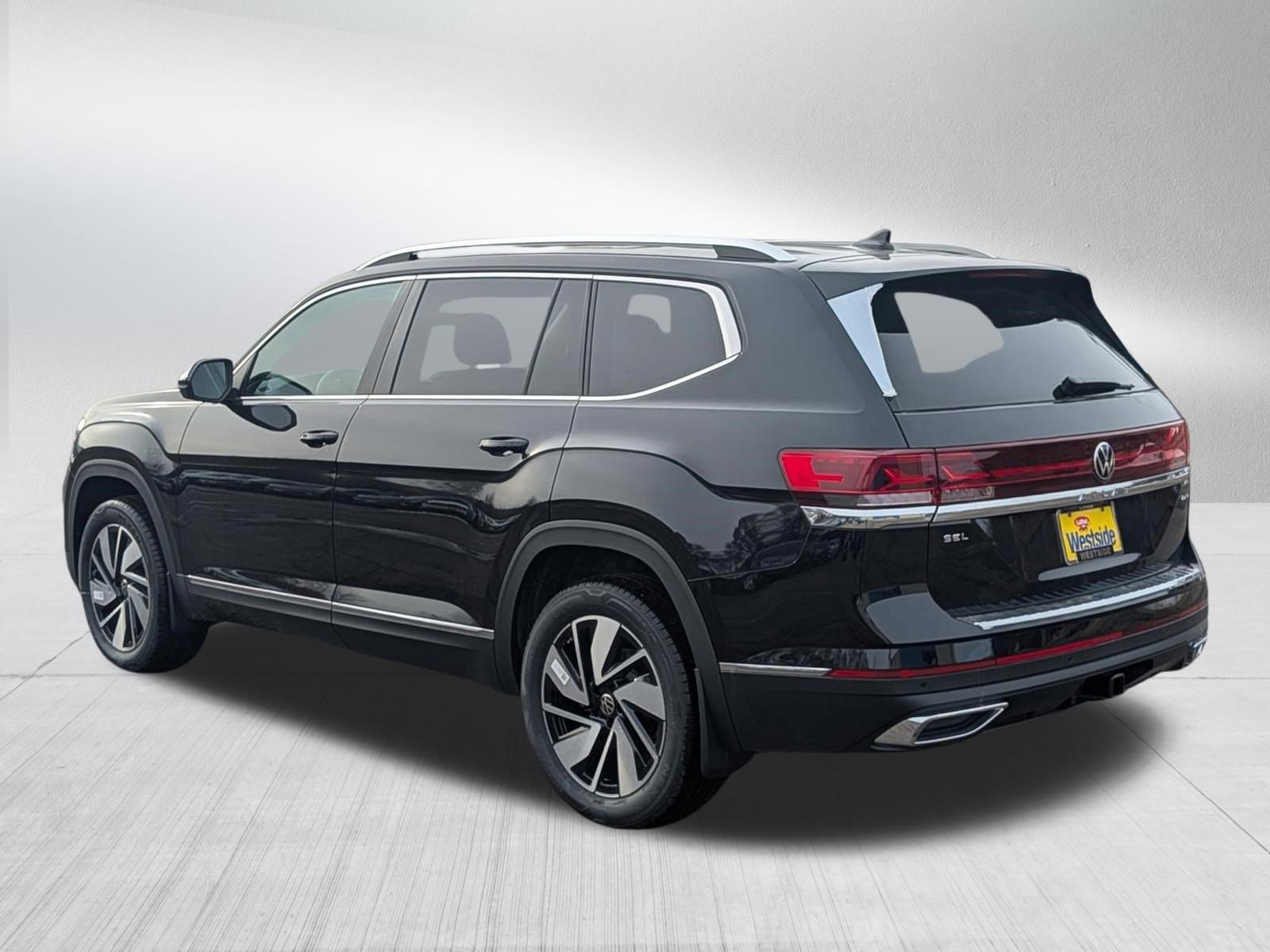 New 2026 Volkswagen Atlas SEL AWD/4WD image 2