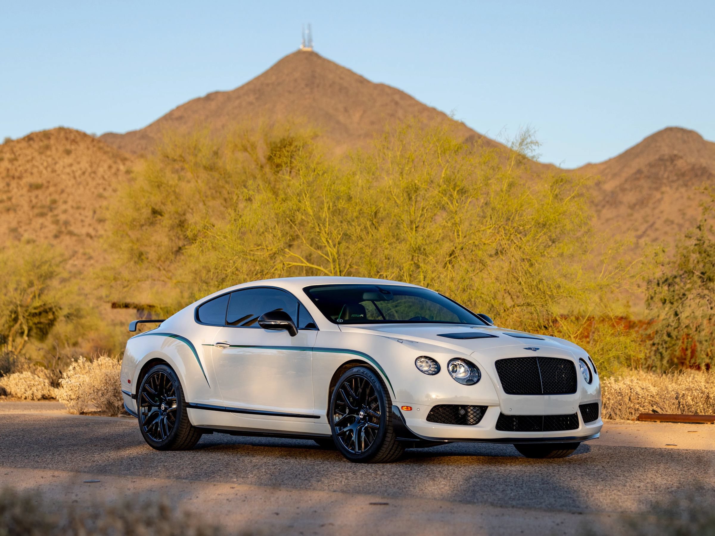 Used 2015 Bentley Continental GT3-R AWD/4WD image 2