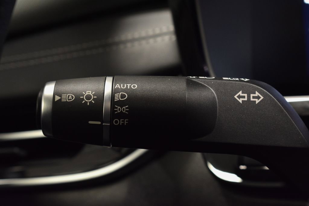 New 2026 INFINITI QX60 Luxe w/ Family Package image 17