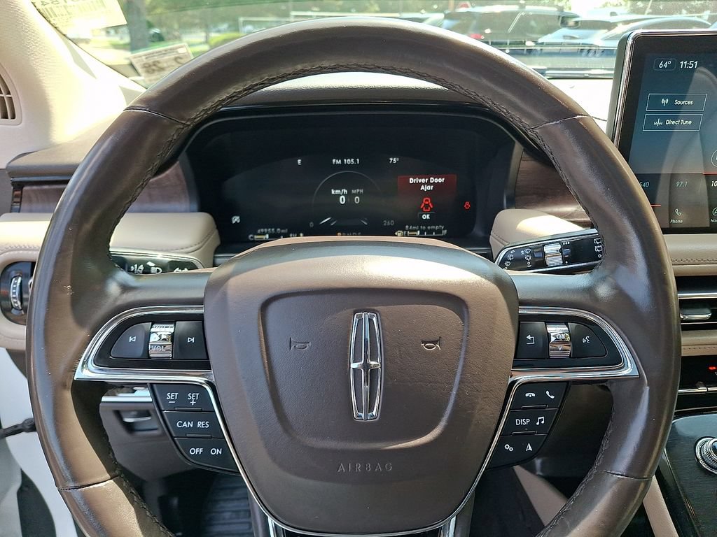 Used 2023 Lincoln Nautilus Reserve AWD/4WD image 18