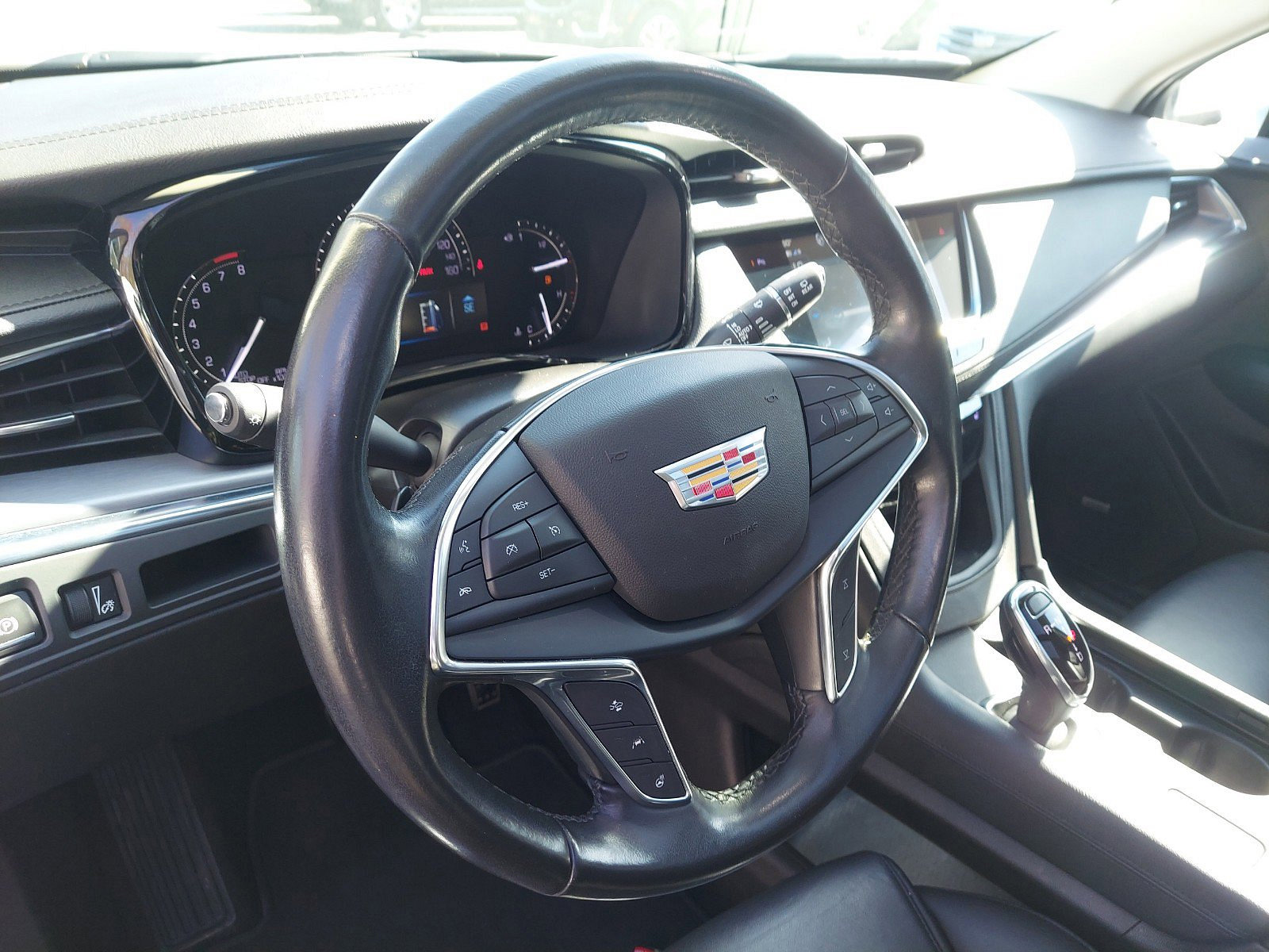 Used 2019 Cadillac XT5 Luxury image 16