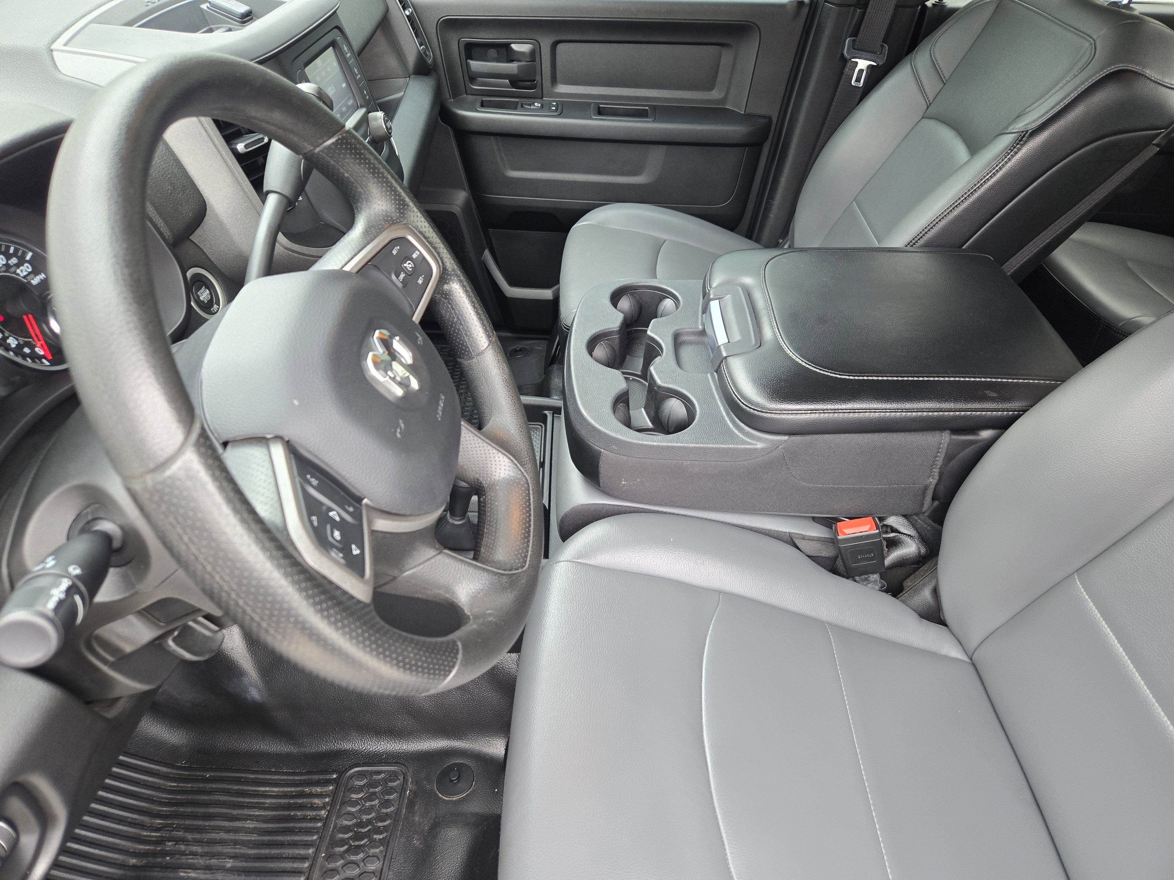 Used 2023 RAM 2500 Tradesman w/ Chrome Appearance Group image 15