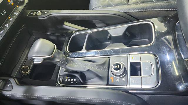 Used 2024 Kia Telluride EX X-Line AWD/4WD image 16