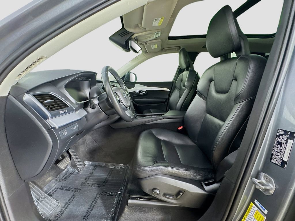 Used 2016 Volvo XC90 T6 Momentum w/ Vision Package AWD/4WD image 24