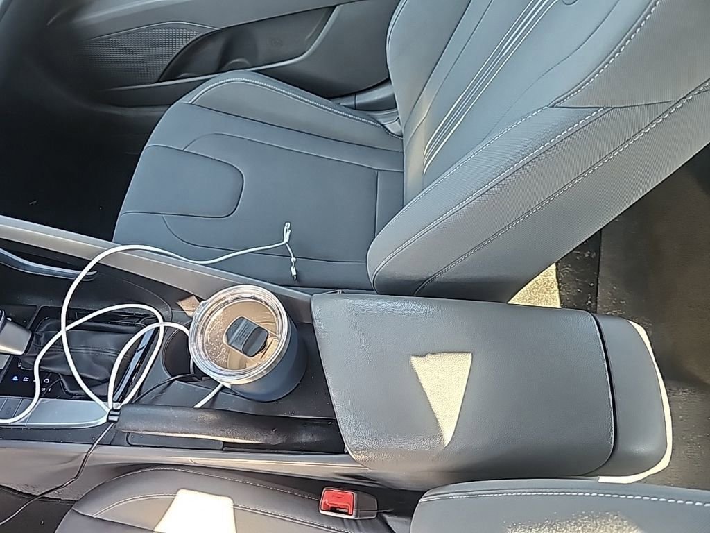 Used 2023 Hyundai Elantra SEL image 17