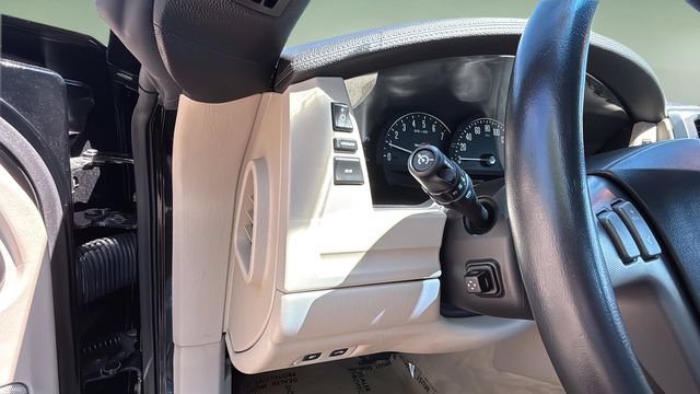 Used 2006 Cadillac XLR V RWD image 22