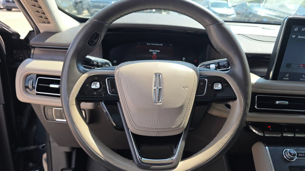 Used 2021 Lincoln Aviator Reserve AWD/4WD image 14