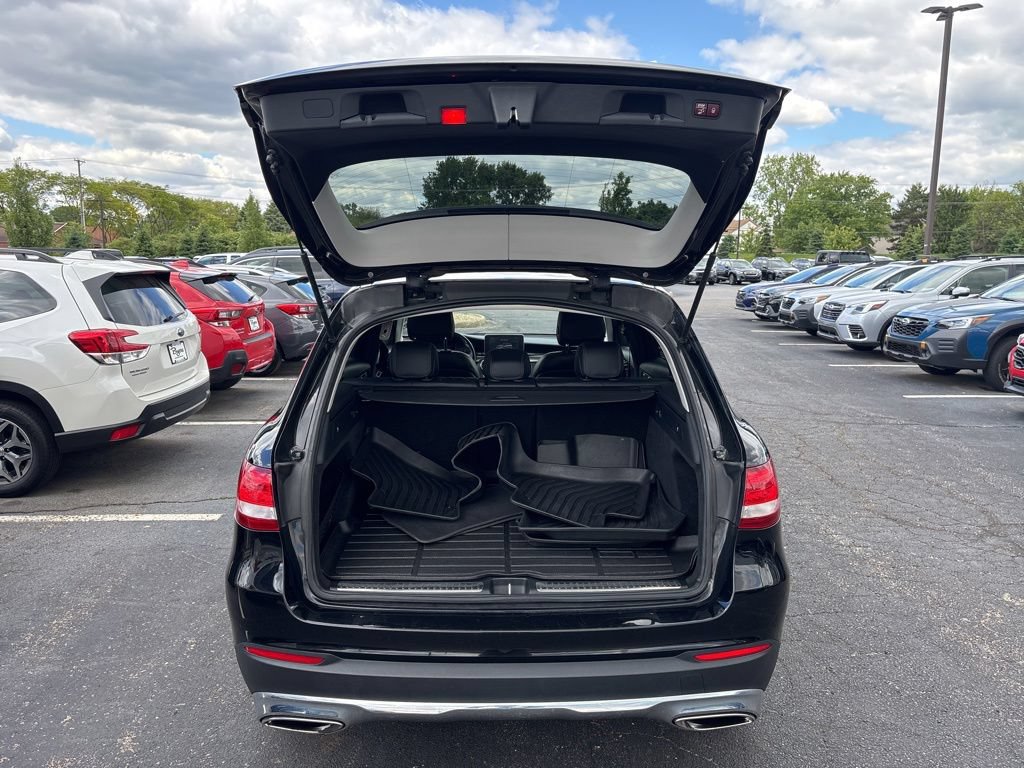 Used 2016 Mercedes-Benz GLC 300 4MATIC image 7
