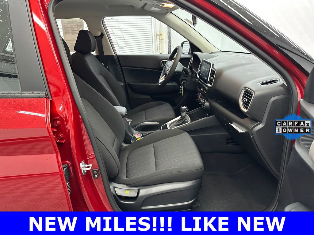 Used 2026 Hyundai Venue SE image 13
