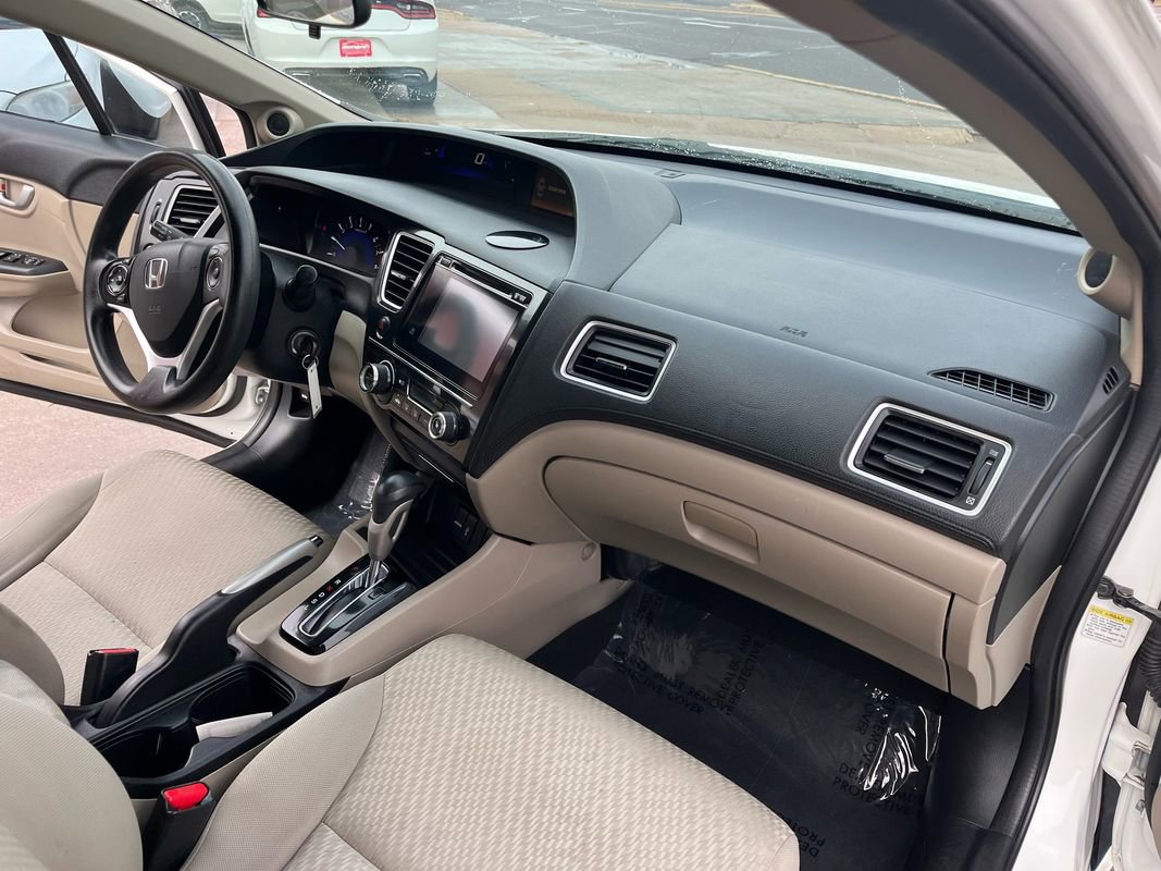Used 2015 Honda Civic SE image 14