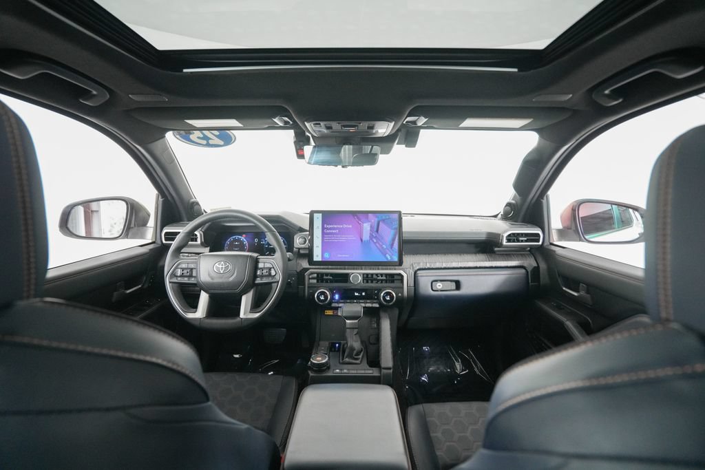 Used 2025 Toyota 4Runner Platinum AWD/4WD image 15