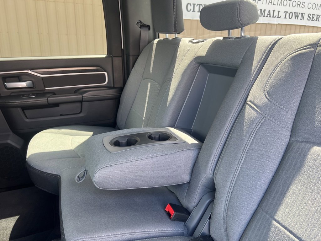 Used 2024 RAM 3500 Big Horn image 36
