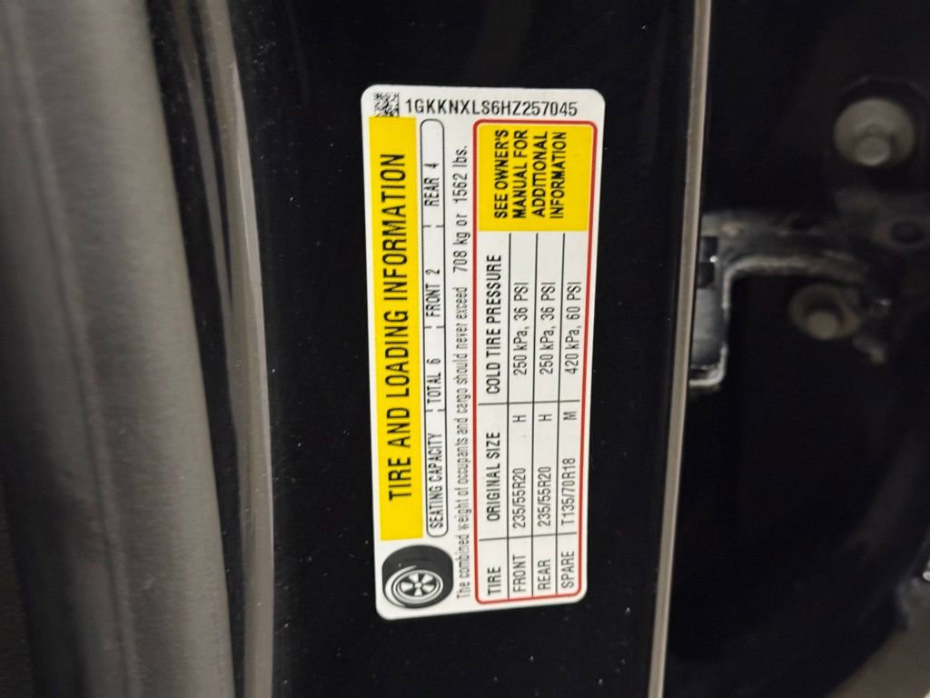 Used 2017 GMC Acadia Denali w/ Technology Package image 30