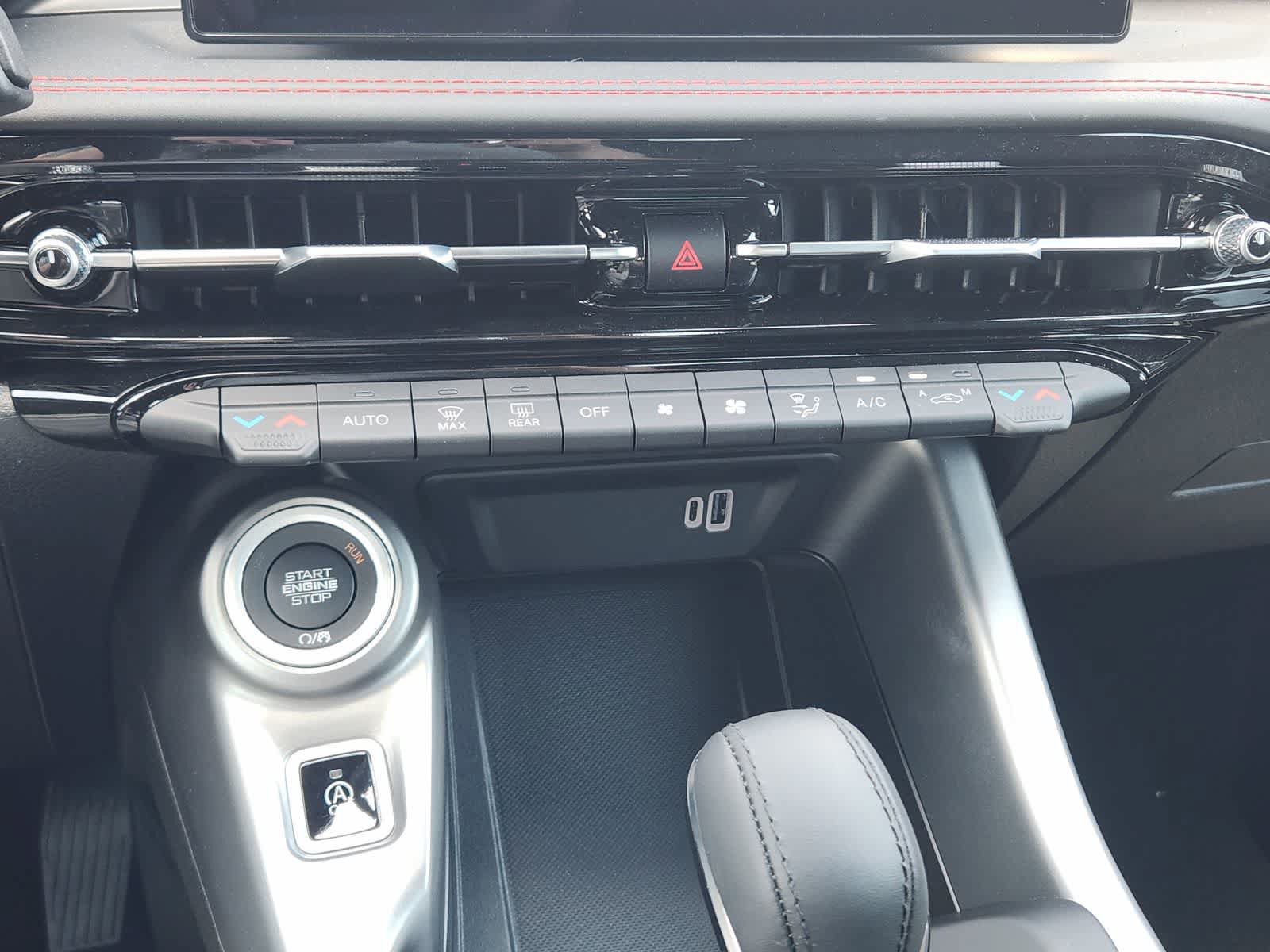 New 2025 Dodge Hornet GT w/ Cold Weather Group AWD/4WD image 16