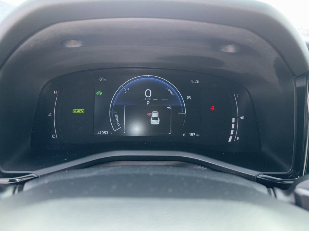 Used 2025 Toyota Camry SE image 12