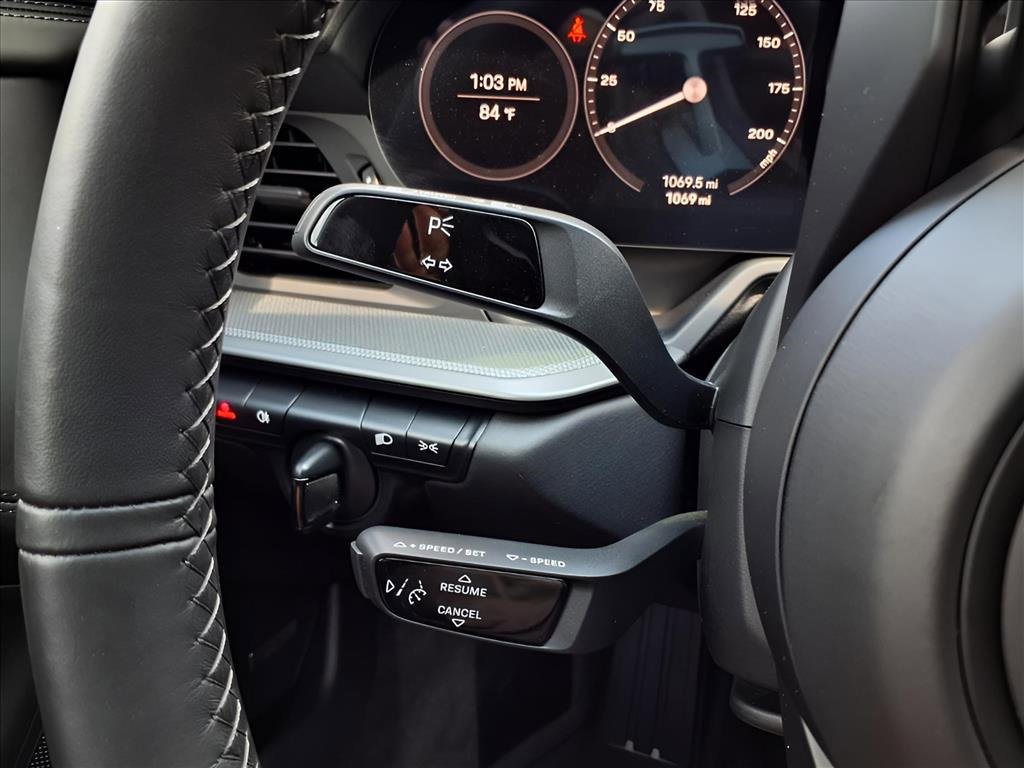 Used 2023 Porsche 911 Carrera 4S image 19