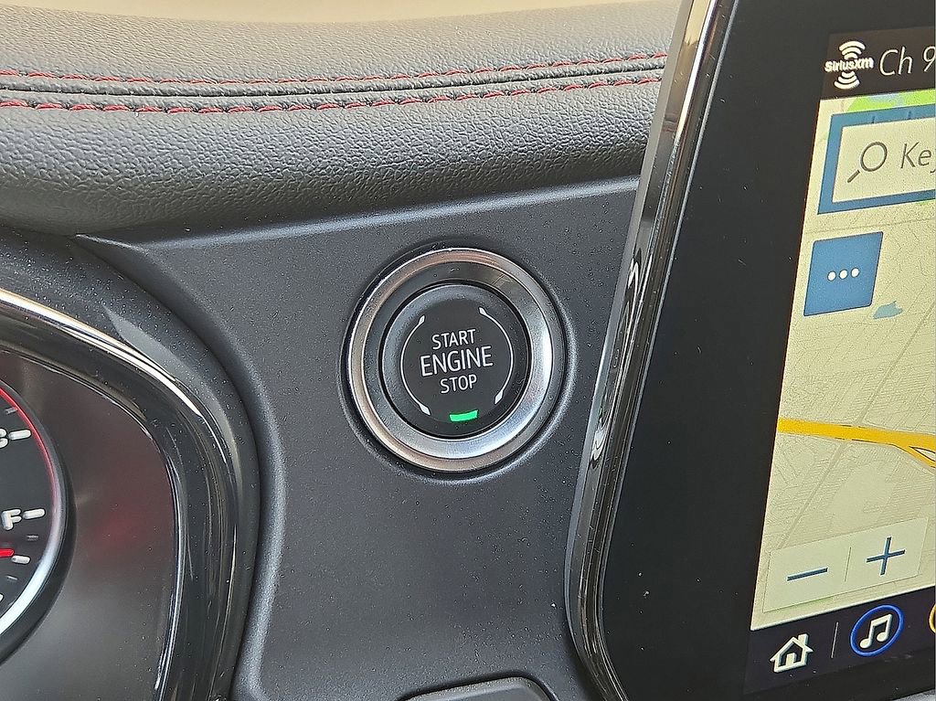 Used 2025 Chevrolet Blazer RS image 33