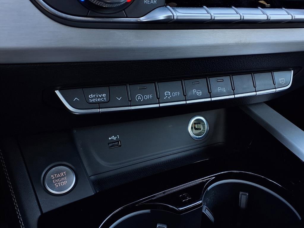 Used 2020 Audi A4 2.0T Prestige w/ Prestige Package image 10