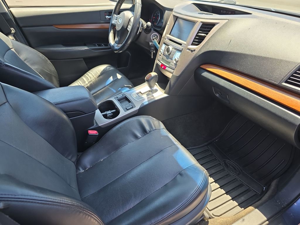 Used 2014 Subaru Outback 2.5i Limited AWD/4WD image 14