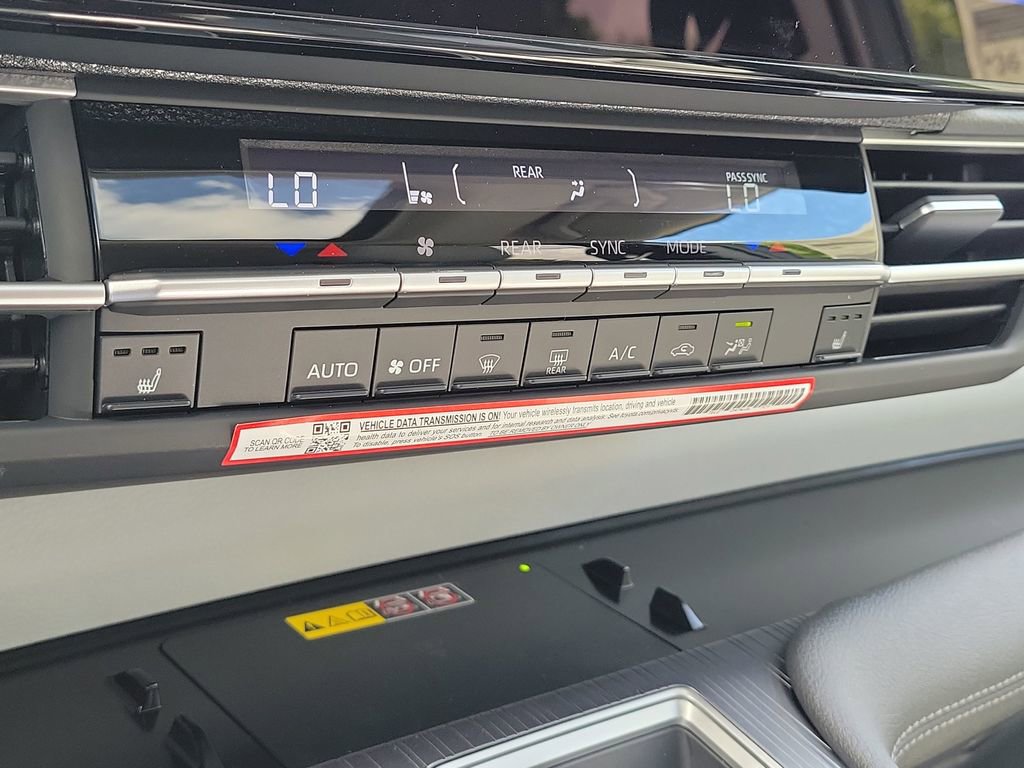 New 2026 Toyota Sienna XLE FWD image 16