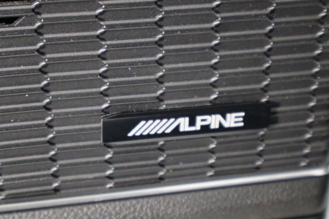 Used 2023 Jeep Grand Cherokee L Overland w/ Luxury Tech Group IV image 24