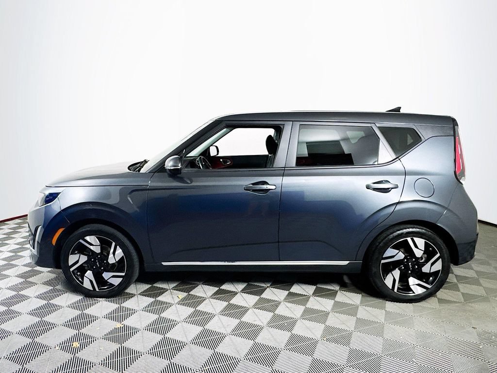 Used 2024 Kia Soul GT-Line FWD image 4