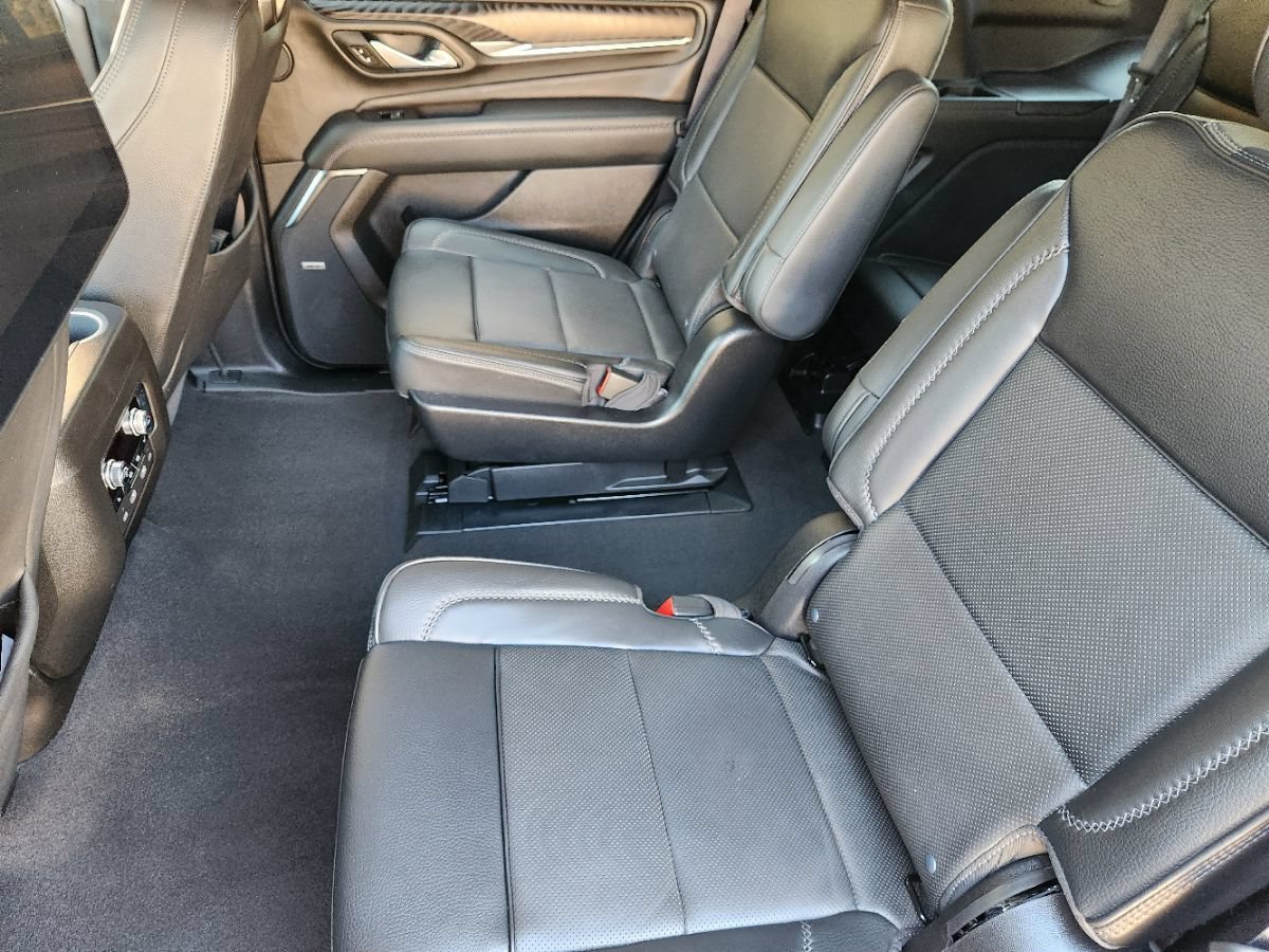 Used 2024 GMC Yukon Denali w/ Advanced Technology Package AWD/4WD image 50