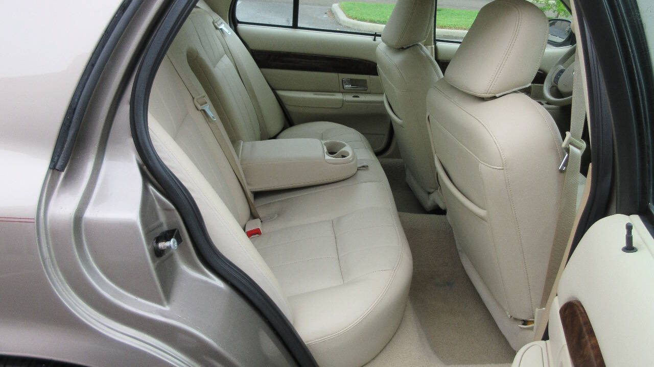 Used 2006 Mercury Grand Marquis LS RWD image 19