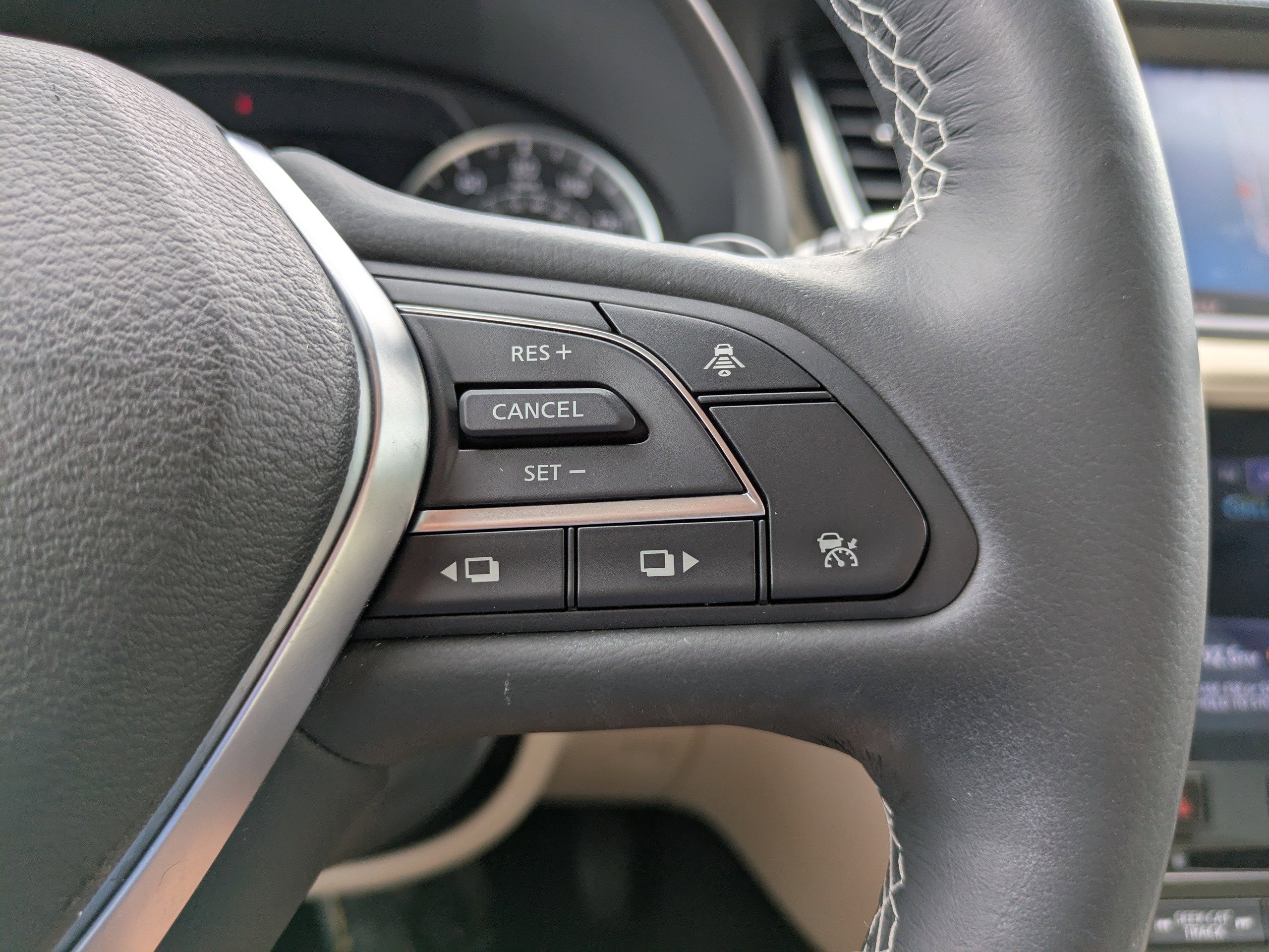 Used 2019 INFINITI QX50 Essential w/ Premium Heat Package image 24