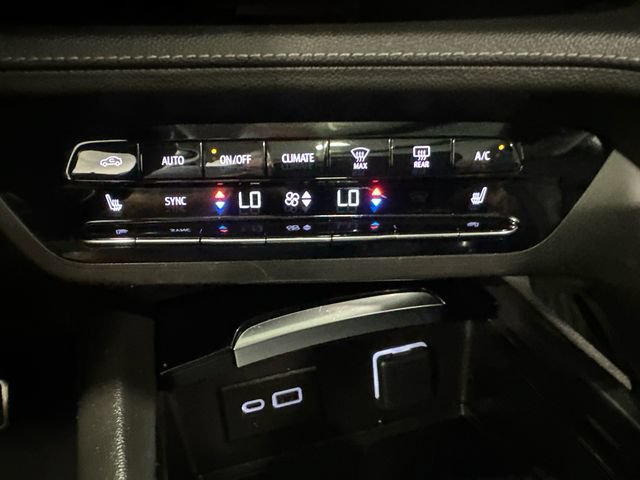 Certified 2023 Buick Envision Essence w/ Sport Touring Package AWD/4WD image 19