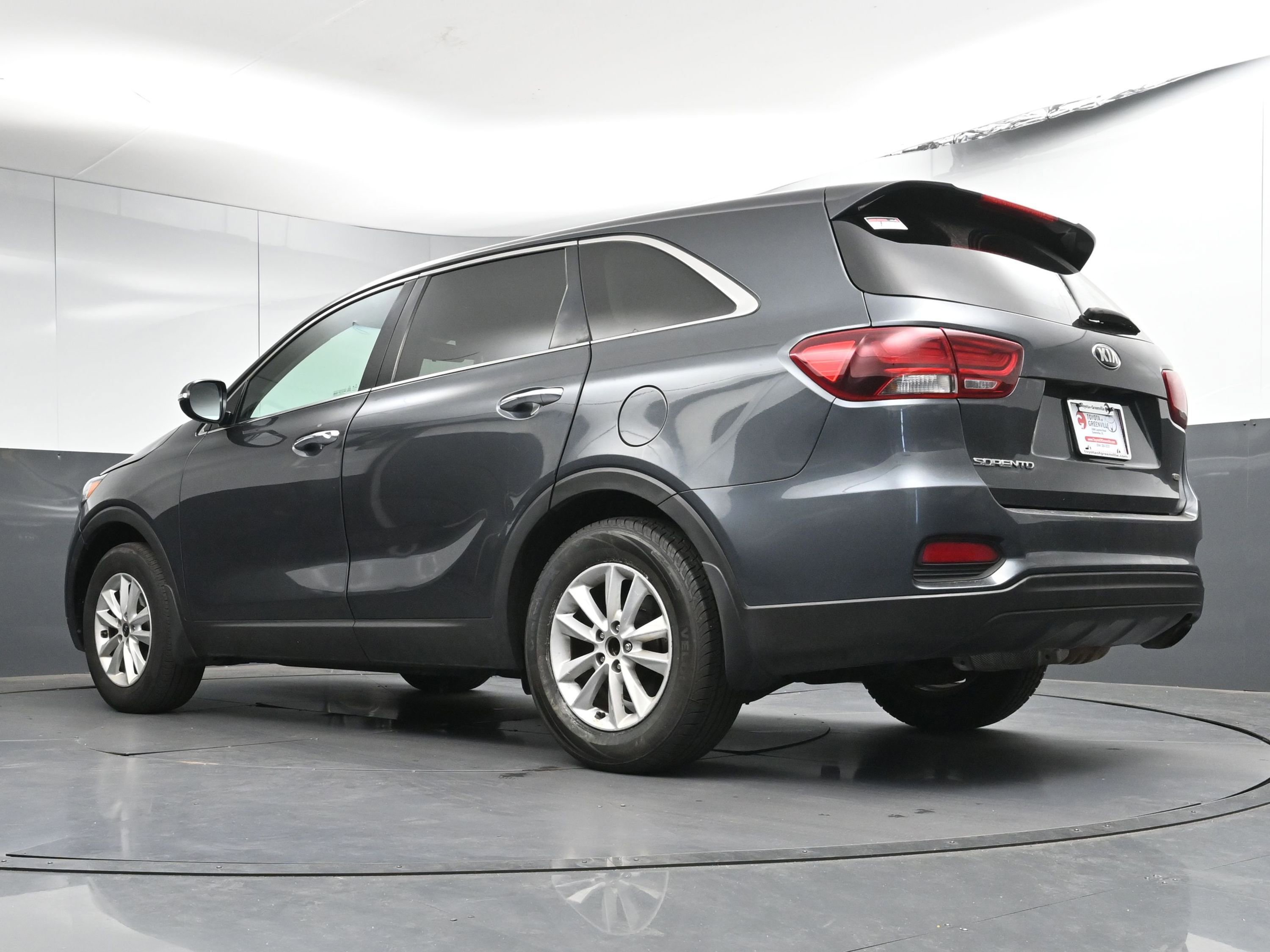Used 2020 Kia Sorento LX image 31
