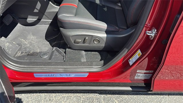 New 2026 Chevrolet Traverse RS w/ LPO, Floor Liner Package image 14