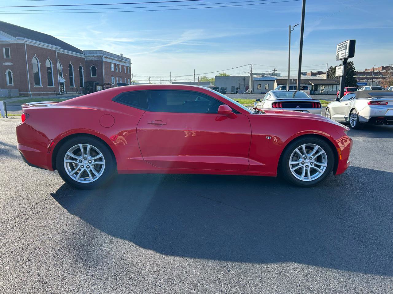 Used 2021 Chevrolet Camaro LS RWD image 4