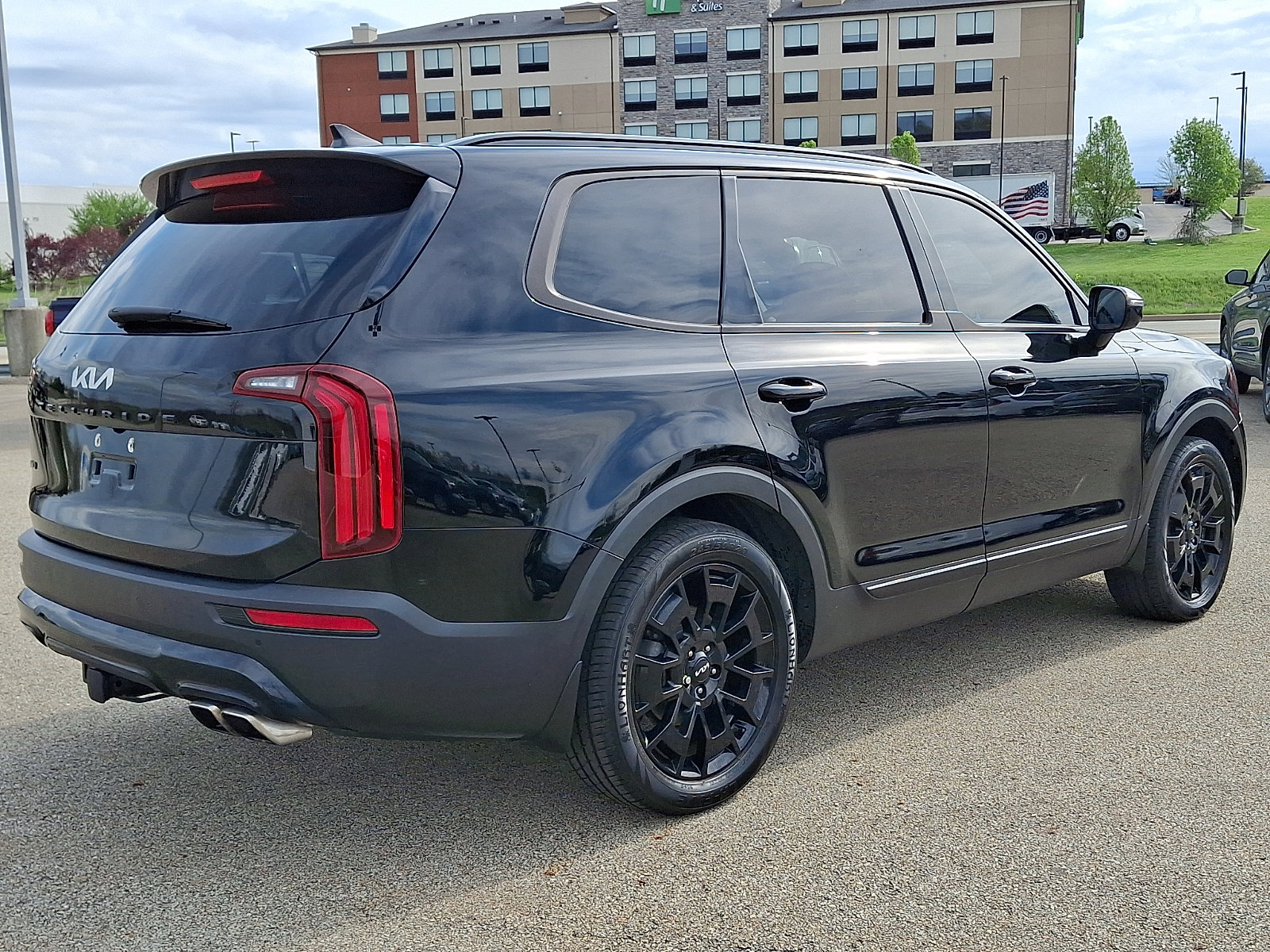 Used 2022 Kia Telluride SX w/ SX Prestige Package image 6