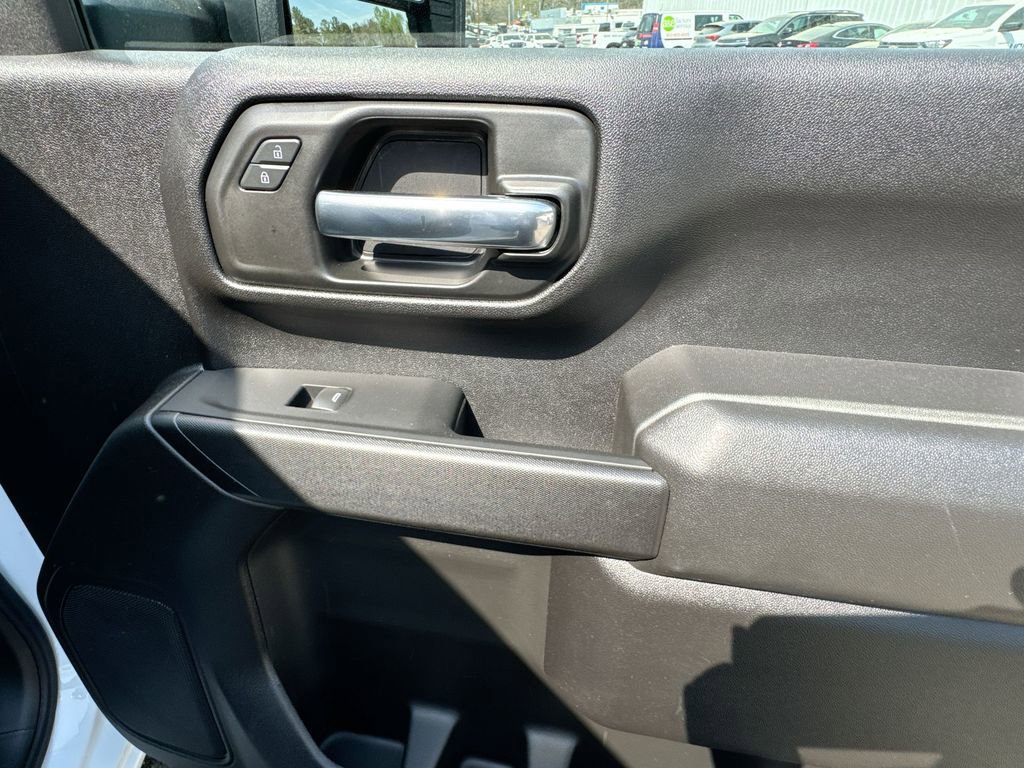 Used 2025 Chevrolet Silverado 2500 Custom w/ Custom Blackout Package image 32