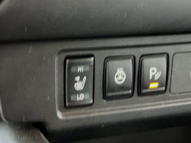 Used 2024 Nissan Frontier SV w/ SV Convenience Package RWD image 17