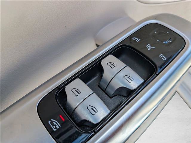 Used 2024 Mercedes-Benz C 300 4MATIC Sedan image 11