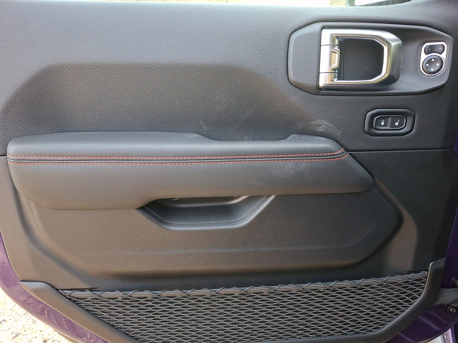 New 2026 Jeep Wrangler Unlimited Rubicon w/ Safety Group image 8