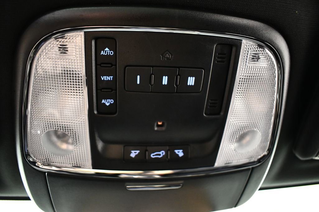 Used 2016 Jeep Grand Cherokee Limited 75th Anniversary image 31