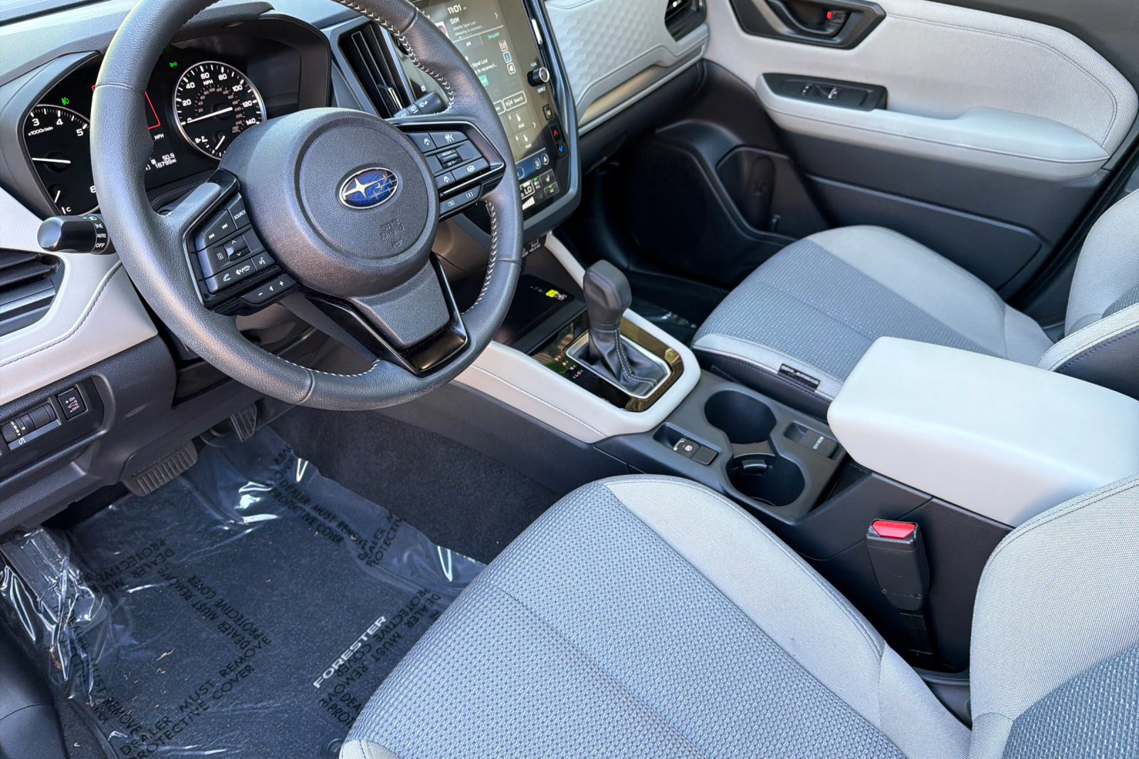 Used 2025 Subaru Forester Premium AWD/4WD image 10