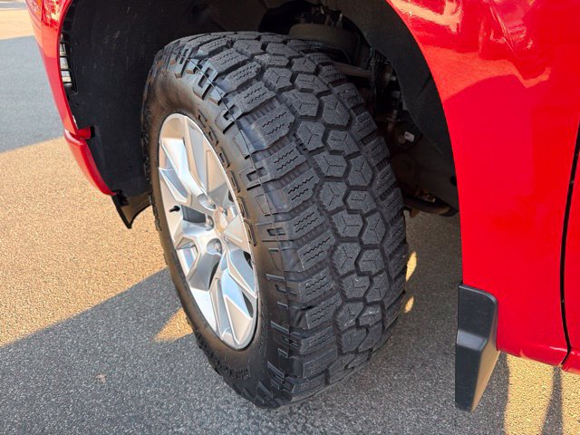 Used 2023 Chevrolet Silverado 1500 Custom AWD/4WD image 11