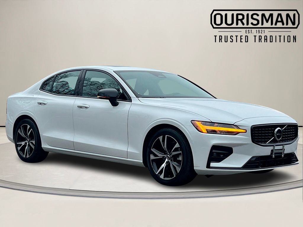Used 2024 Volvo S60 B5 Core image 1