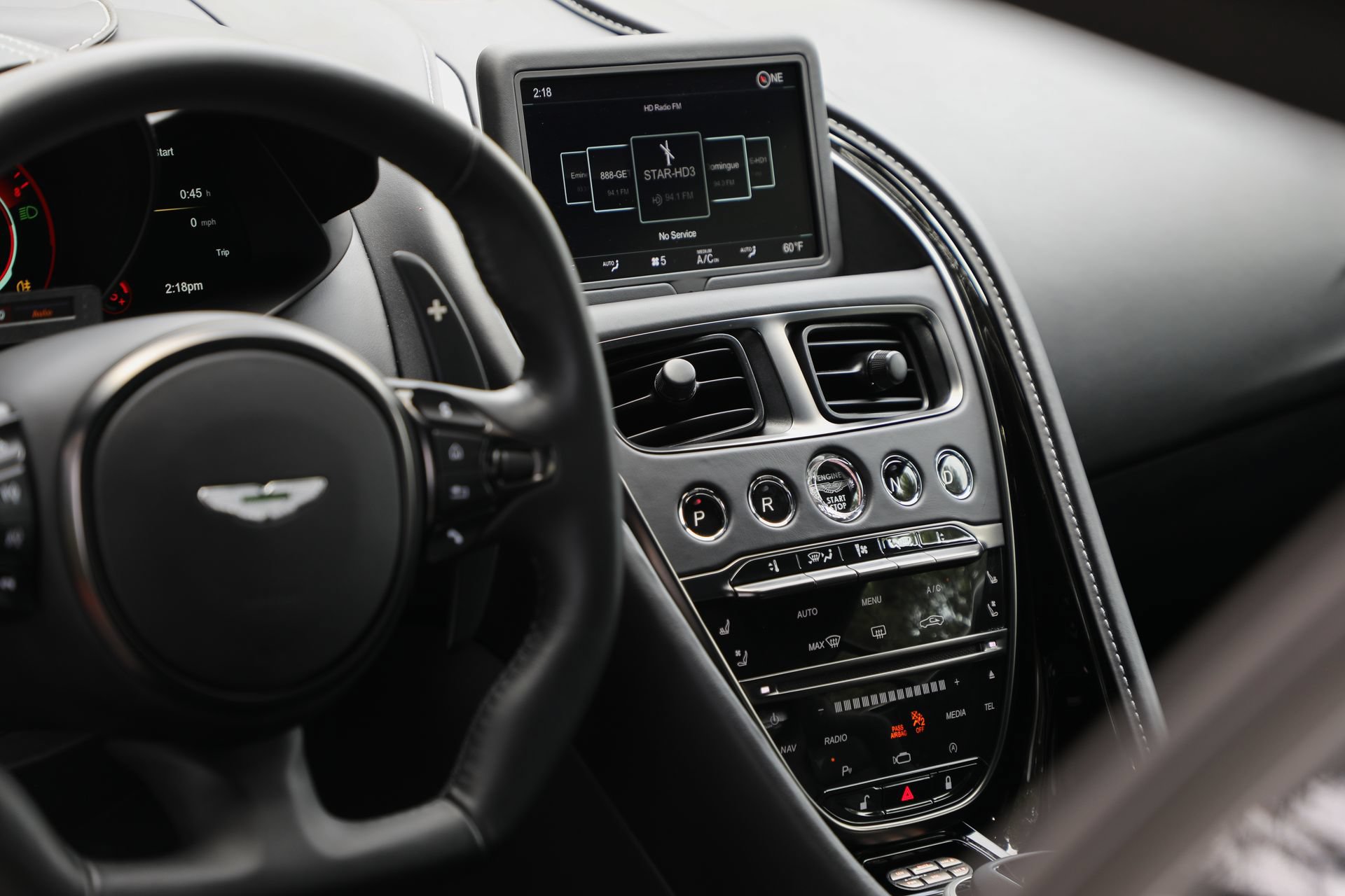 Used 2023 Aston Martin DBS Coupe RWD image 38