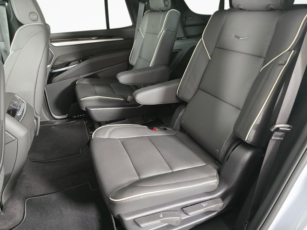 New 2026 Cadillac Escalade Luxury AWD/4WD image 22