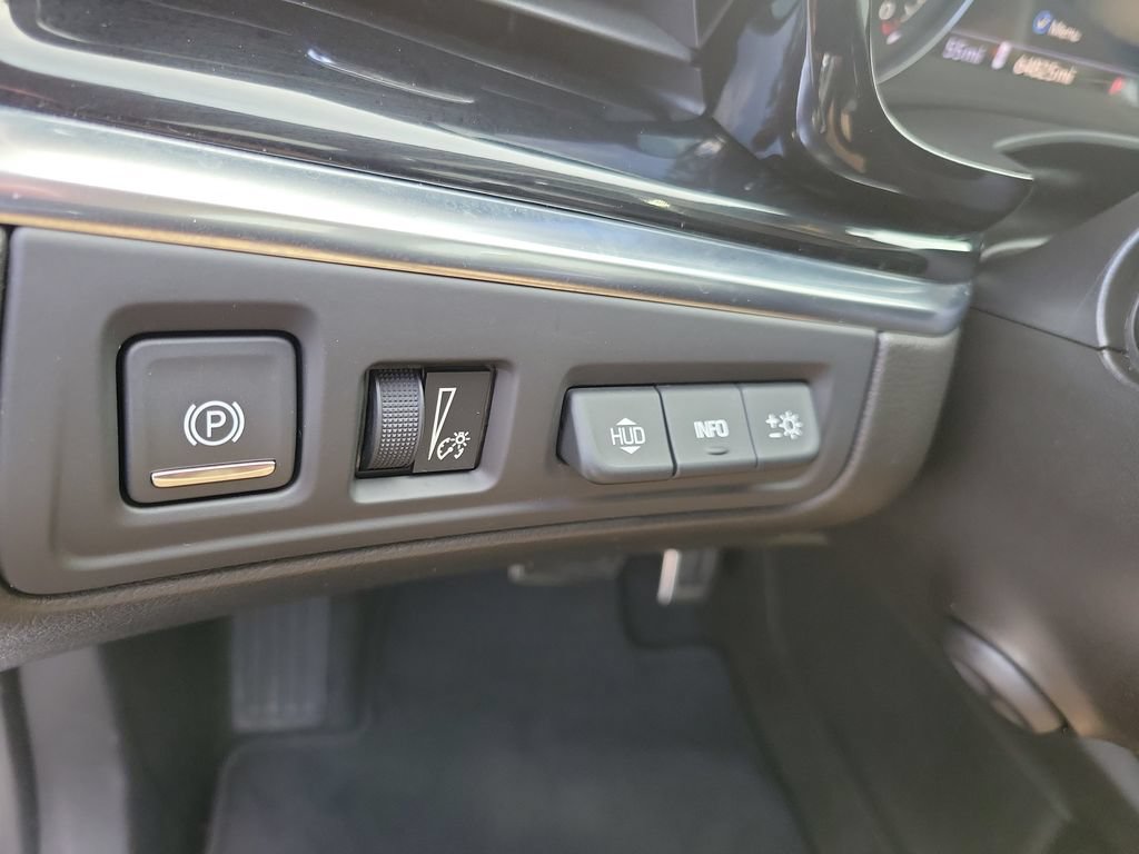 Used 2023 Cadillac XT6 Sport w/ Platinum Package AWD/4WD image 30
