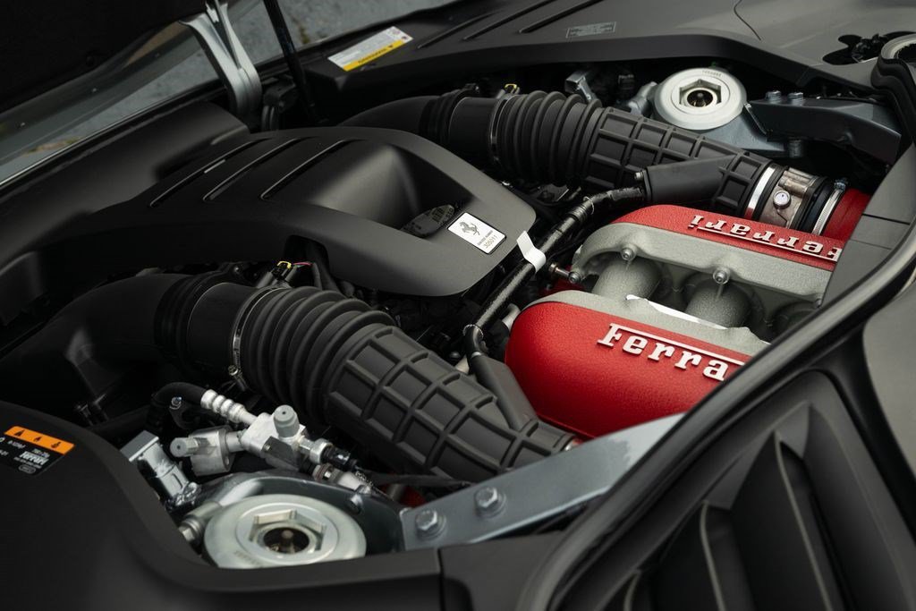 Used 2024 Ferrari Purosangue AWD/4WD image 14