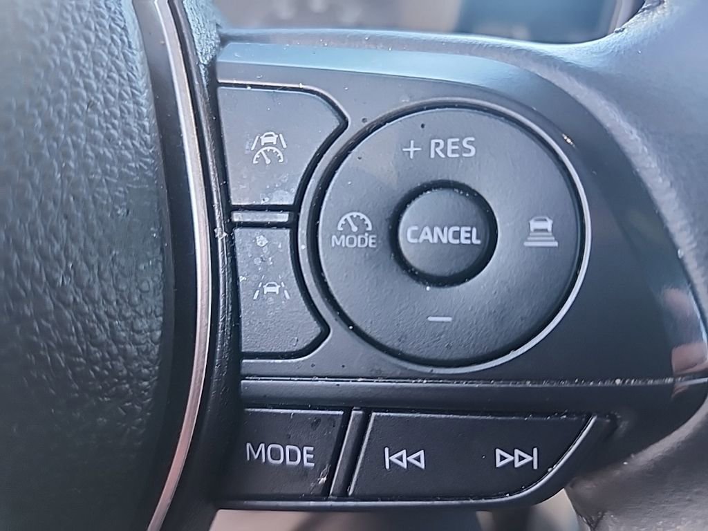 Used 2024 Toyota Corolla Cross SE AWD/4WD image 5