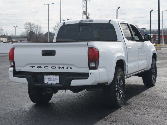 Used 2020 Toyota Tacoma TRD Sport w/ Technology Package image 16