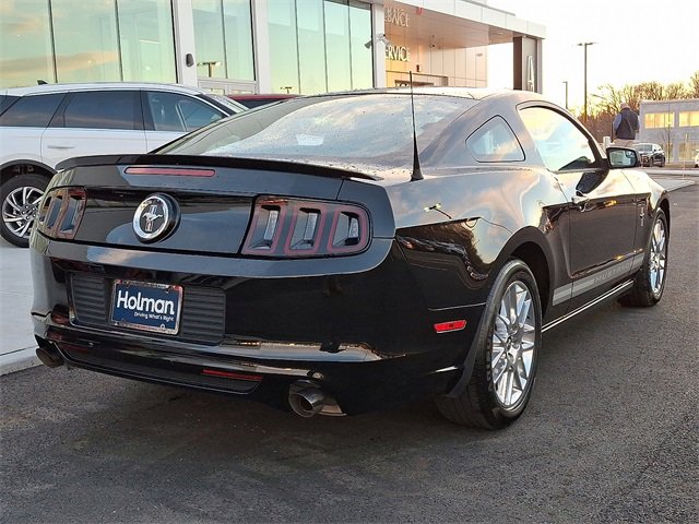 Used 2013 Ford Mustang Premium image 7