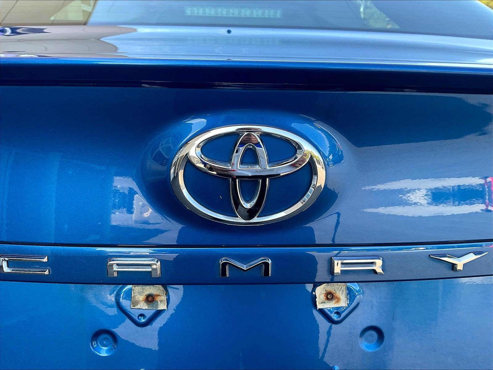 Used 2020 Toyota Camry SE w/ Convenience Package FWD image 24